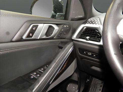 Used 2025 BMW X6 xDrive40i image 20