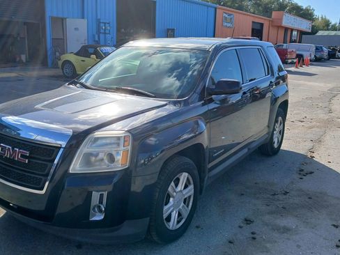 Used 2015 GMC Terrain SLE image 2