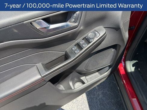 Used 2025 Ford Escape ST-Line w/ Tech Pack #1 FWD image 4