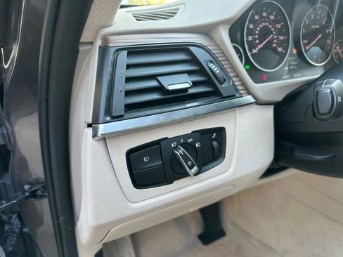 Used 2013 BMW 328i Sedan image 9