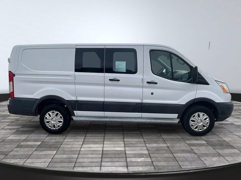 Used 2016 Ford Transit 250 130 Low Roof w/ Exterior Upgrade Package RWD image 8