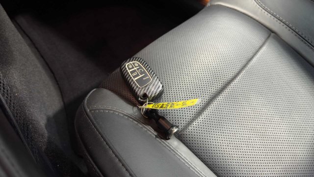 Used 2016 Dodge Challenger R/T Plus RWD image 19