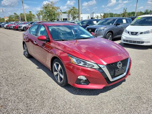 Certified 2021 Nissan Altima 2.5 SL FWD image 2
