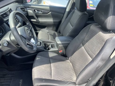 Used 2017 Nissan Rogue S AWD/4WD image 10