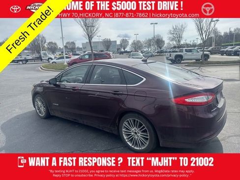 Used 2013 Ford Fusion SE image 4