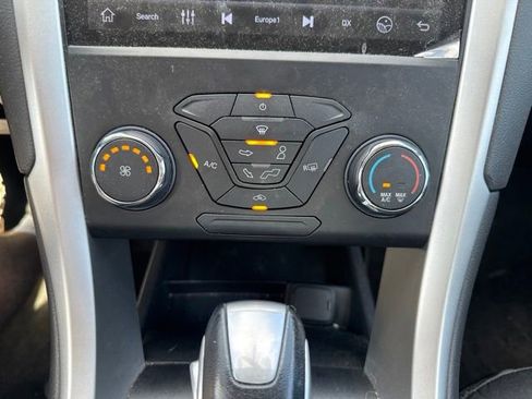 Used 2013 Ford Fusion SE FWD image 18