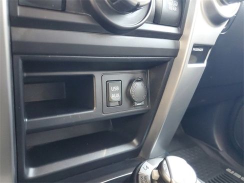 Used 2019 Toyota 4Runner SR5 Premium image 29