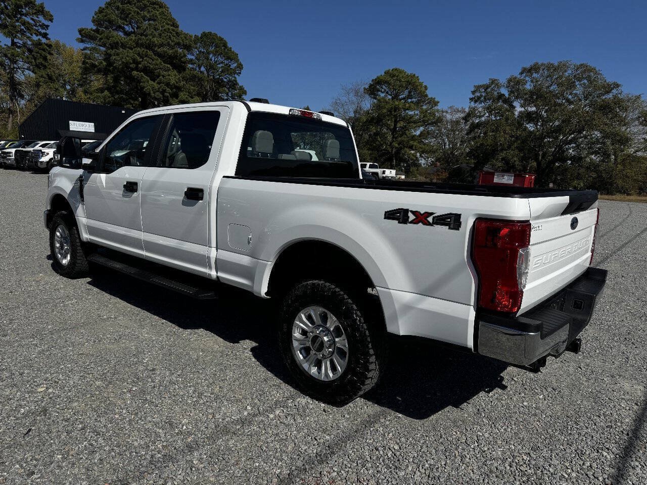 Used 2022 Ford F250 XL w/ STX Appearance Package AWD/4WD image 10