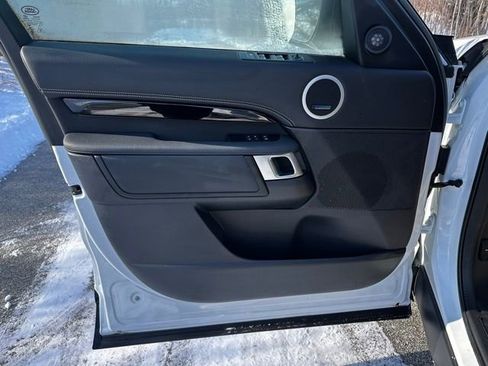 Certified 2023 Land Rover Discovery S R-Dynamic AWD/4WD image 10