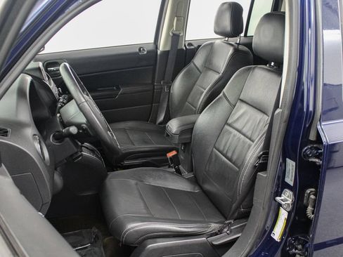Used 2017 Jeep Patriot High Altitude AWD/4WD image 21