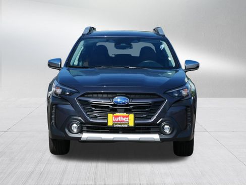 Used 2024 Subaru Outback Touring AWD/4WD image 2
