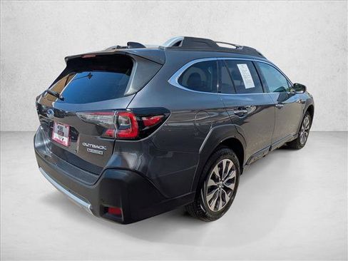 Used 2025 Subaru Outback Touring w/ Tech Package 2 AWD/4WD image 5