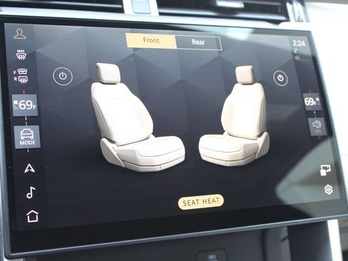 Used 2025 Land Rover Discovery Sport Dynamic SE AWD/4WD image 12