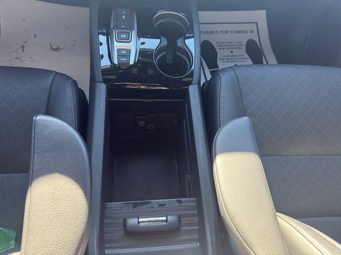 Used 2022 Honda Passport Elite image 18