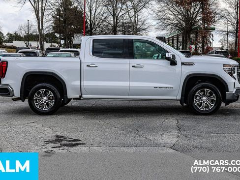 Used 2025 GMC Sierra 1500 SLT AWD/4WD image 10