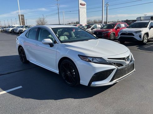 Used 2024 Toyota Camry XSE image 20