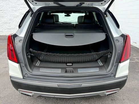 Certified 2023 Cadillac XT5 Premium Luxury AWD/4WD image 40