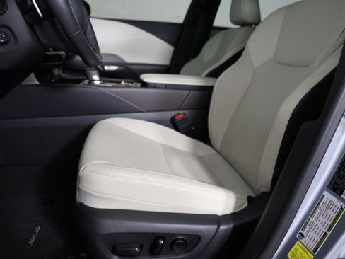 Used 2024 Lexus RX 350 FWD w/ Technology Package image 10