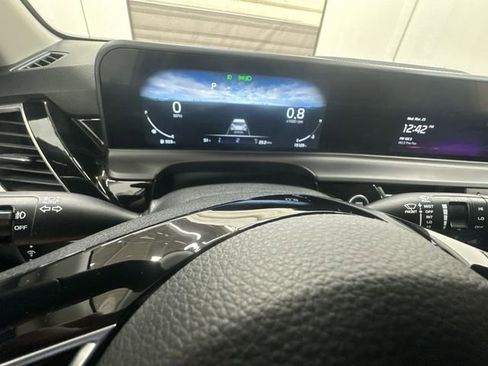 Certified 2024 Kia Seltos S image 11