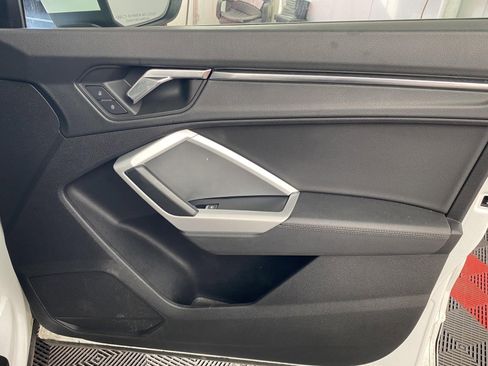 Used 2021 Audi Q3 2.0T Premium image 7