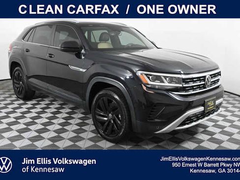 Used 2022 Volkswagen Atlas Cross Sport SE w/ Panoramic Sunroof Package image 1