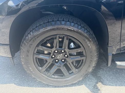 Used 2025 Chevrolet Silverado 1500 RST w/ Z71 Off-Road Package AWD/4WD image 18