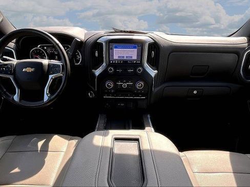 Used 2022 Chevrolet Silverado 1500 LTZ w/ LTZ Premium Package image 7