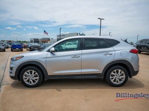 Used 2019 Hyundai Tucson SE FWD image 2