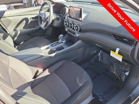 Certified 2025 Nissan Sentra SV w/ Trunk Package FWD image 15