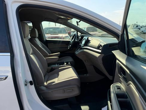 Used 2018 Honda Odyssey EX image 26