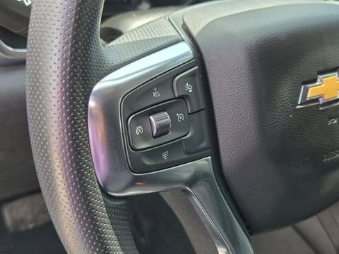 Used 2025 Chevrolet Blazer LT FWD image 21