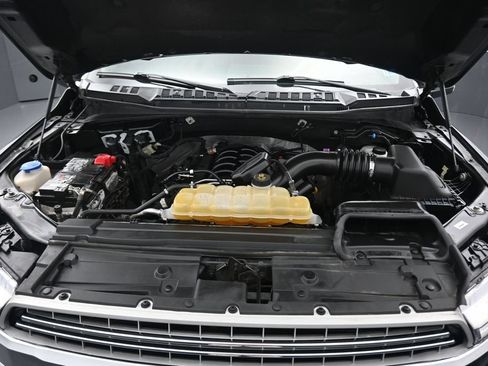 Used 2019 Ford F150 Lariat w/ Equipment Group 502A Luxury AWD/4WD image 49