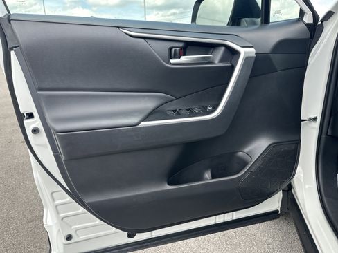Certified 2024 Toyota RAV4 XLE image 10