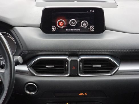 Used 2019 MAZDA CX-5 Touring image 19