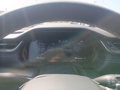 Used 2023 Jeep Grand Cherokee L Laredo AWD/4WD image 23