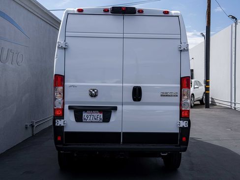Used 2025 RAM ProMaster 2500 w/ Quick Order Package 22G SLT FWD image 6
