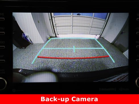 Used 2022 Toyota Highlander XLE image 22