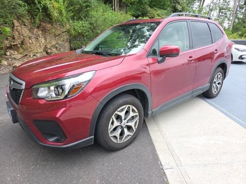 Used 2020 Subaru Forester Premium AWD/4WD image 8