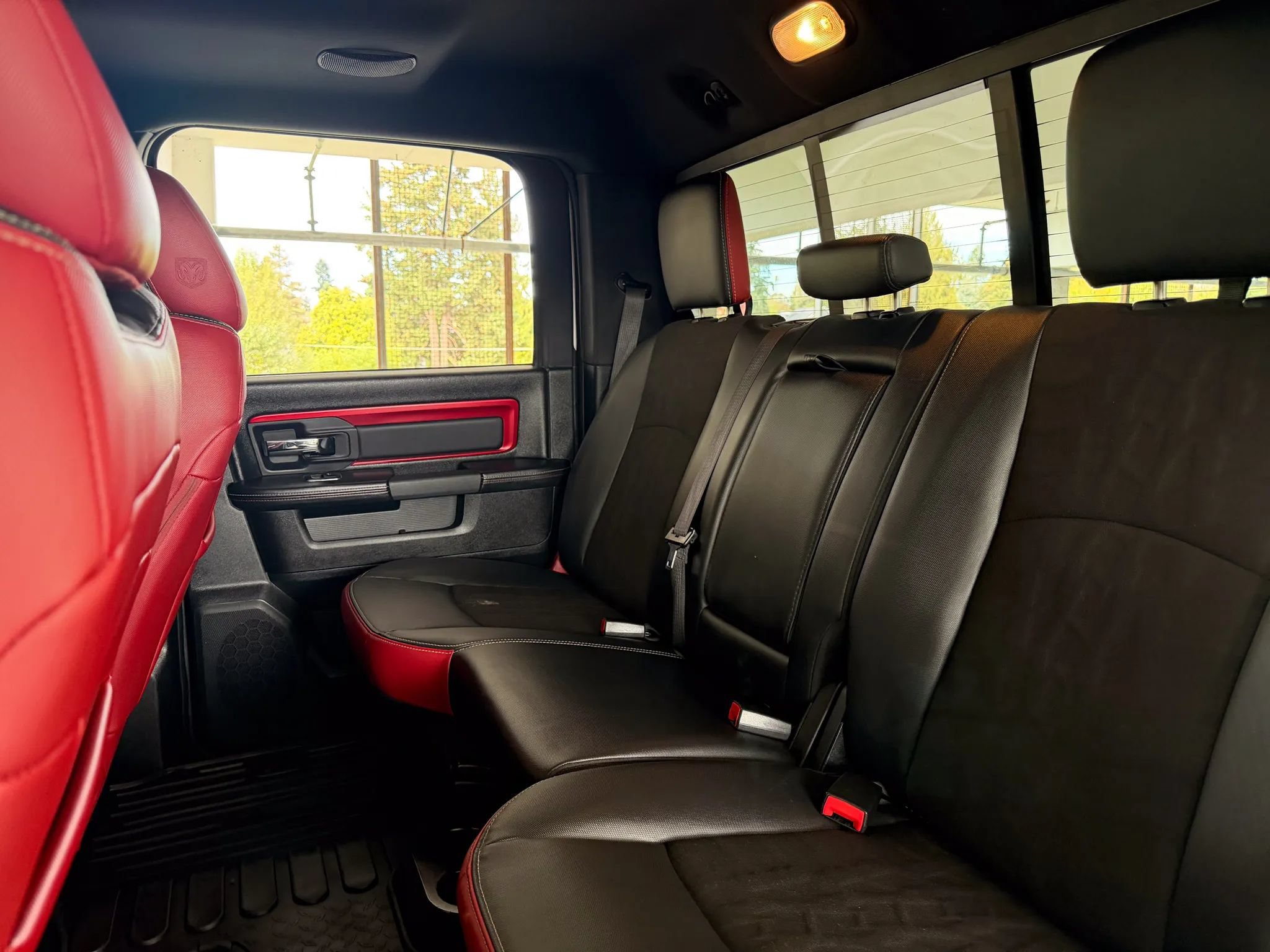 Used 2015 RAM 1500 Rebel AWD/4WD image 22