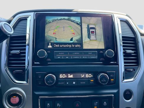 Used 2020 Nissan Titan SL w/ Moonroof Package RWD image 14