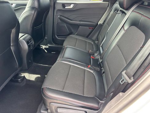 Used 2024 Ford Escape ST-Line w/ Tech Pack #1 AWD/4WD image 16