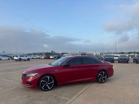 Used 2022 Honda Accord Sport image 11
