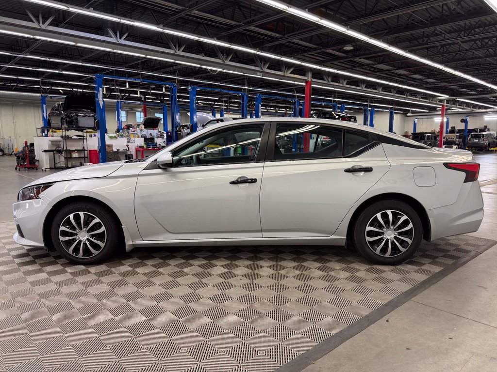 Used 2021 Nissan Altima 2.5 SV FWD image 4