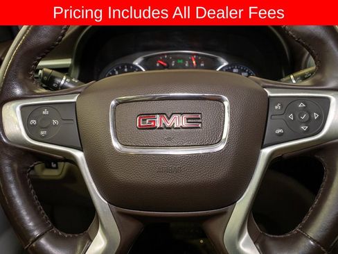 Used 2019 GMC Acadia SLT AWD/4WD image 21