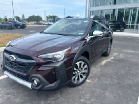 Used 2023 Subaru Outback Touring AWD/4WD image 1