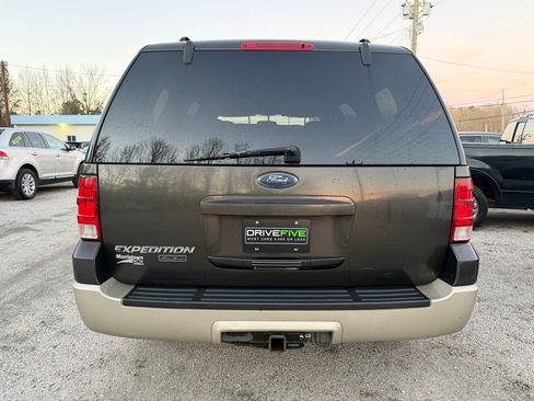 Used 2005 Ford Expedition Eddie Bauer image 3