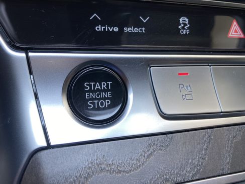 Used 2022 Audi A7 3.0T Premium w/ Convenience Package AWD/4WD image 26