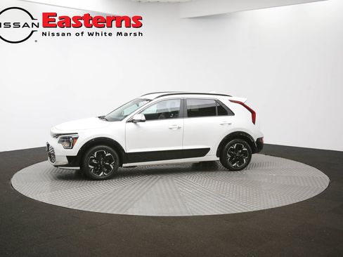 Used 2024 Kia Niro Wind w/ Wind Preserve Package image 57