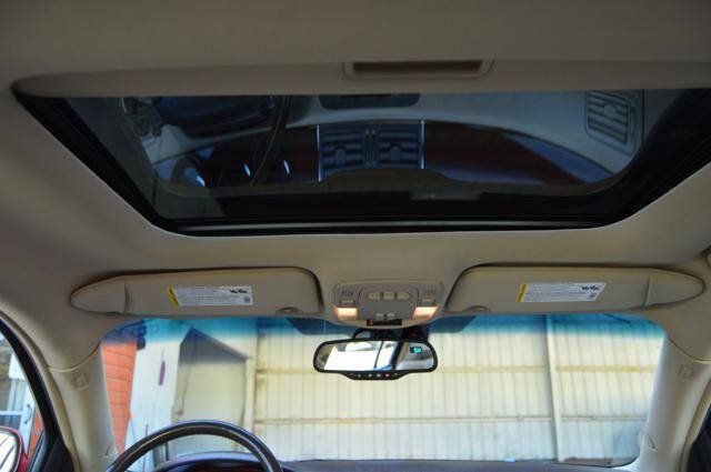 Used 2008 Buick Lucerne CXS FWD image 22