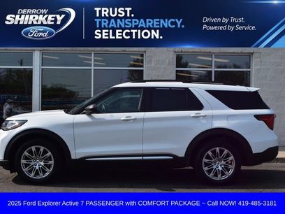 Used 2025 Ford Explorer Active w/ Active Comfort Package